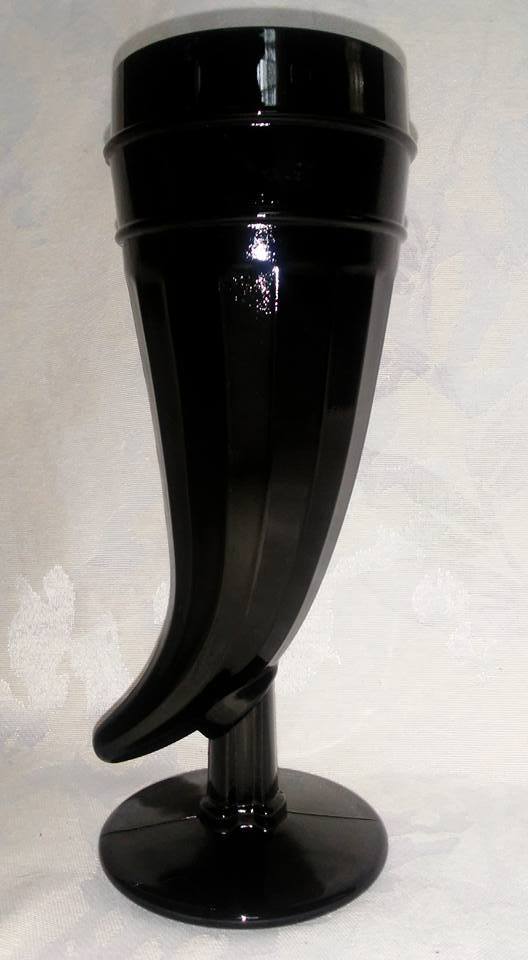 3 Black Tiara POWDER HORN Shaped BLACK GLASS PILSNER GLASSES Cornucopia RARE EUC