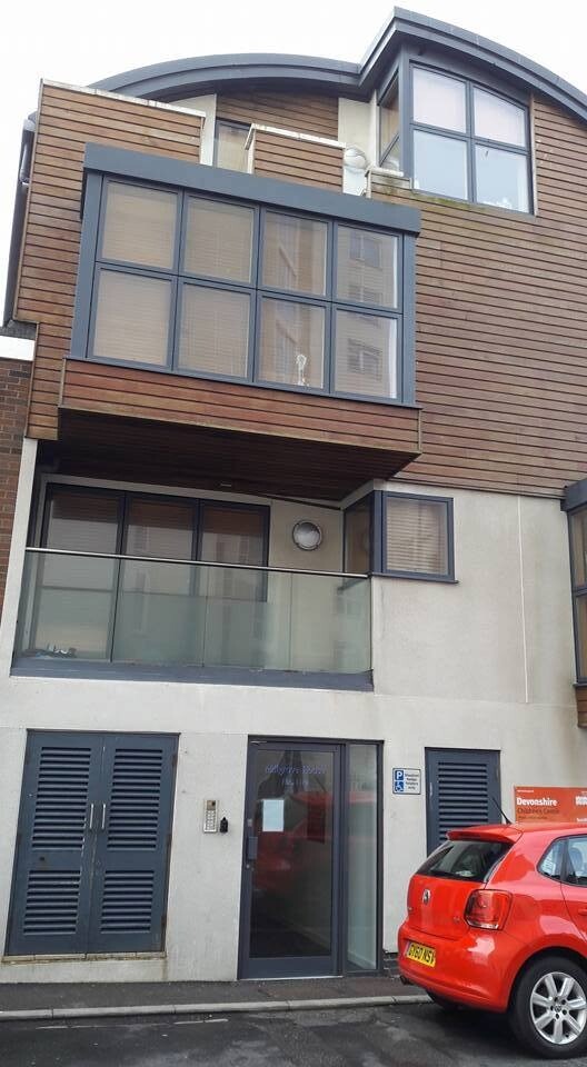 MODERN FLAT. EASTBOURNE SEAFRONT. in Eastbourne, East Sussex Gumtree