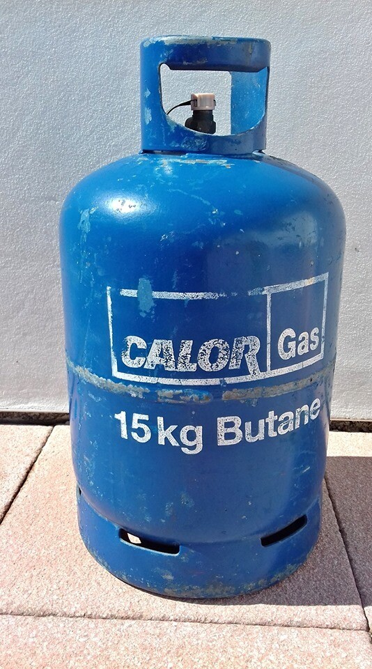 Calor BUTANE Gas Bottle 15kg - a little bit of gas in the bottle | in