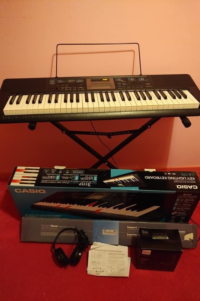 Casio piano keyboard