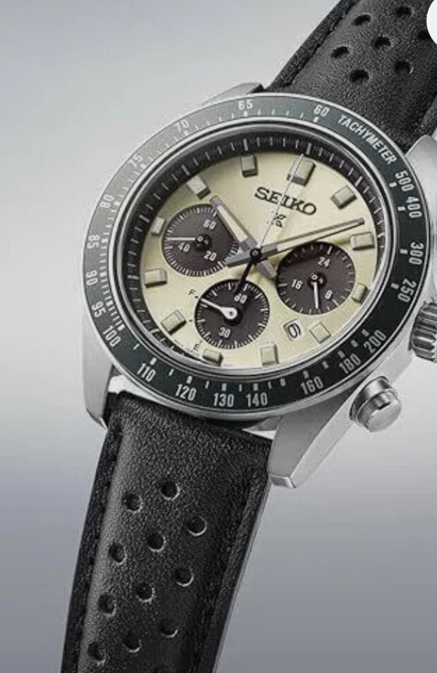 Pre-owned Seiko Ssc943 Prospex Ivory Dial Speedtimer Solar Chronograph Watch 100m Box Tags
