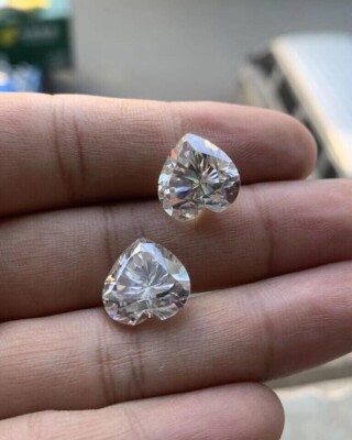 .85 Ct Natural White Diamond Heart Shape 5 mm 2 Pcs VVS1 D Grade Certified