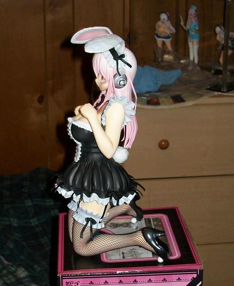 FREEing NITRO Super Sonic Soniko Sonico Bunny Ver. 1/4 FREEing NITRO Super Sonic Soniko Sonico Bunny Ver. 1/4
