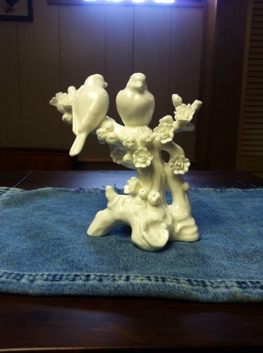 White Glossy Porcelain Birds And Rose Bush Blooming Tree Figurine 5