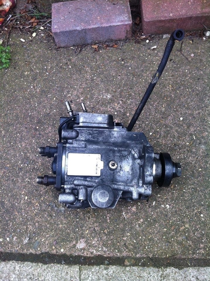Ford transit Diesel PUMP 125 tddi mk6 2.4 vp44 in Sutton, London