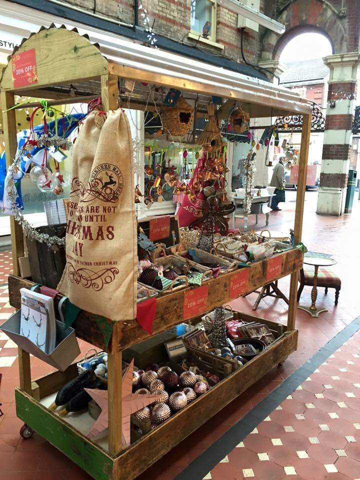 Retail Display Trolley large, sturdy, perfect for retail displays on