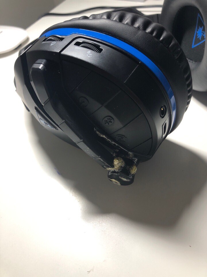 Turtle Beach Stealth 700 Premium Wireless Surround Sound Gaming Headset