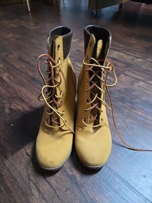 Timberland Women's Allington 6-Inch Lace-Up Heeled Boots Wheat Nubuck Size 7.5 