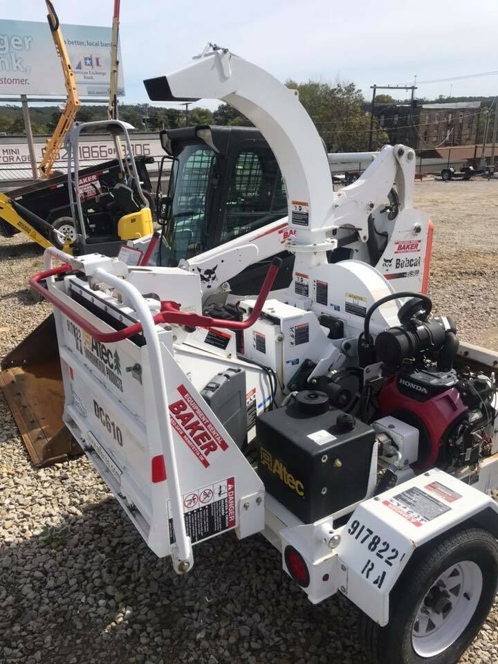 2012 ALTEC DC610 WOOD CHIPPER - ALTEC - GOOD CONDITION - LOW HOURS!!