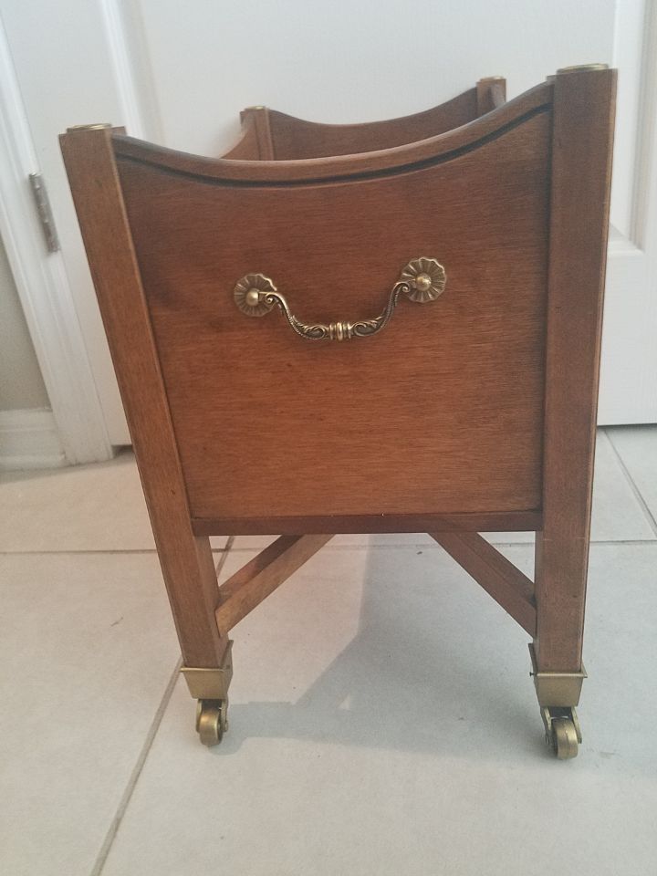 Vintage Ethan Allen Magazine Stand with Brass Wheels 18x11x17