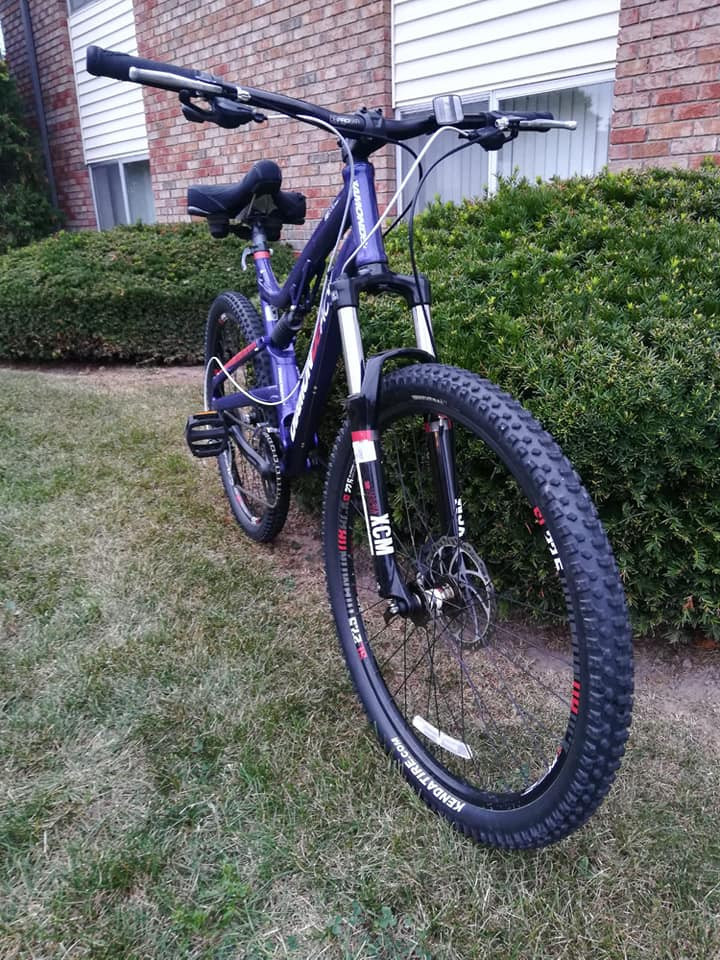 Diamondback Recoil Trail mountain bike.