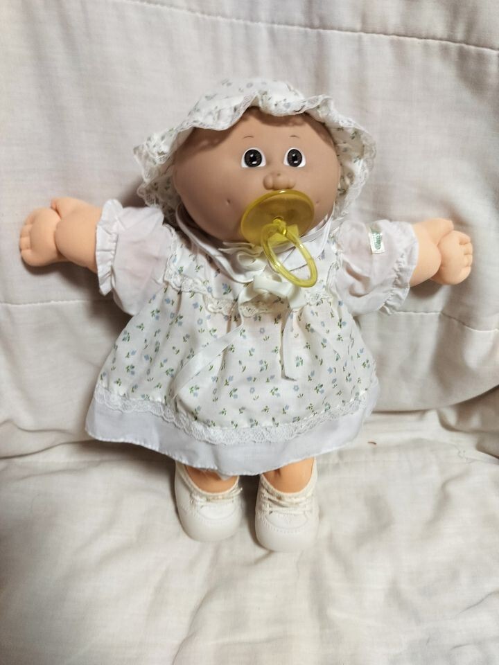 1985 Cabbage Patch Kelda Adelle with Pacifier