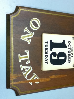 Blatz beer sign bar old 1971 wood calendar tacker wall display vintage BK9