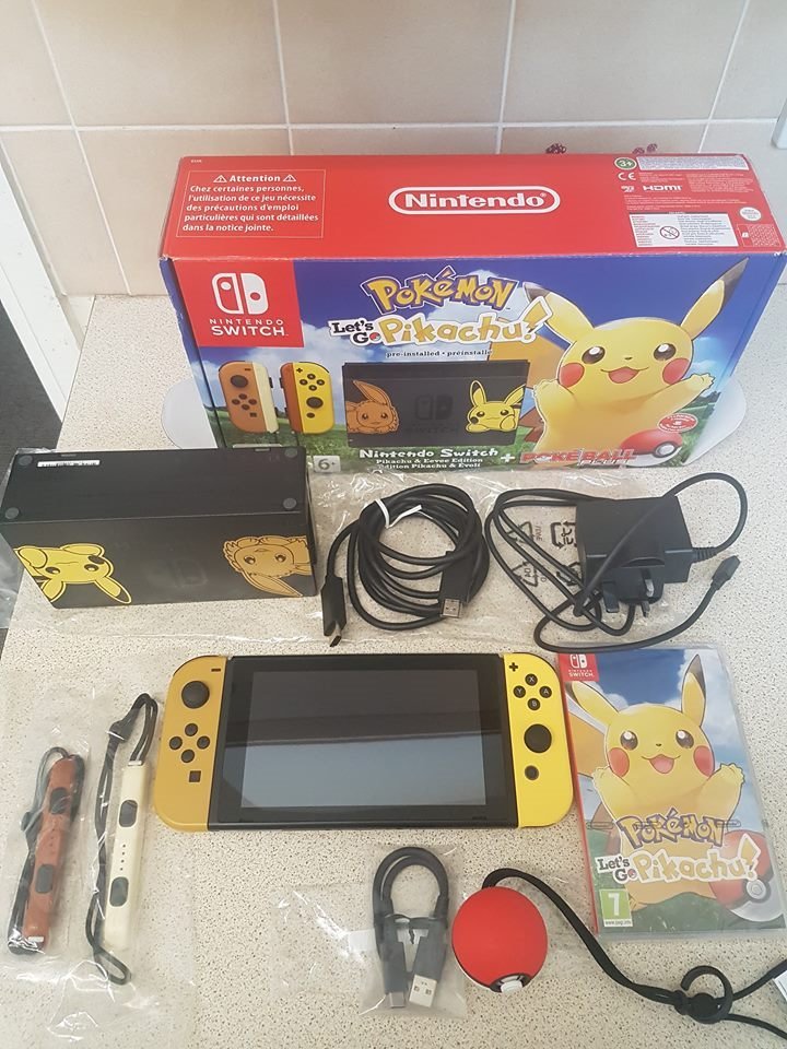 nintendo switch console pokemon edition 3 games in Exmouth, Devon