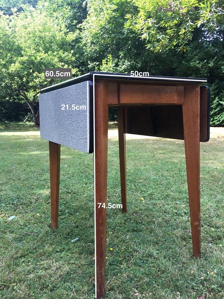 Vintage 1950's Stoe Yugoslavia Drop Leaf Kitchen/Dining Table in East