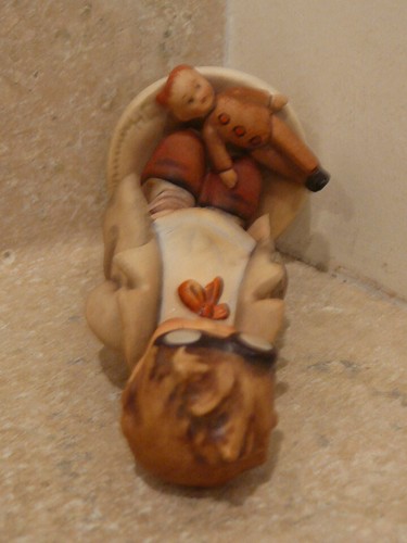 VINTAGE HUMMEL FIGURINE STATUE #127 DOCTOR FULL BEE MARK TMK-2