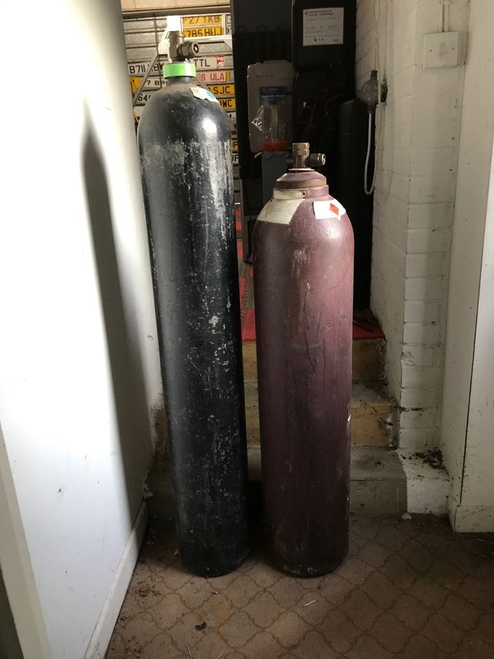 FULL Sized Oxy/Acetylene Cylinders Oxy/Fuel Bottles Gas welding