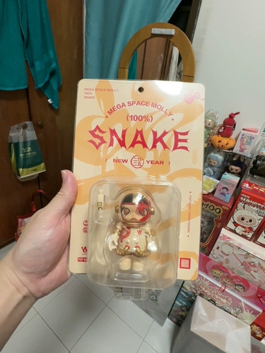 AUTHENTIC MEGA SPACE MOLLY 2025 SNAKE WHITE SERIES LIMITED