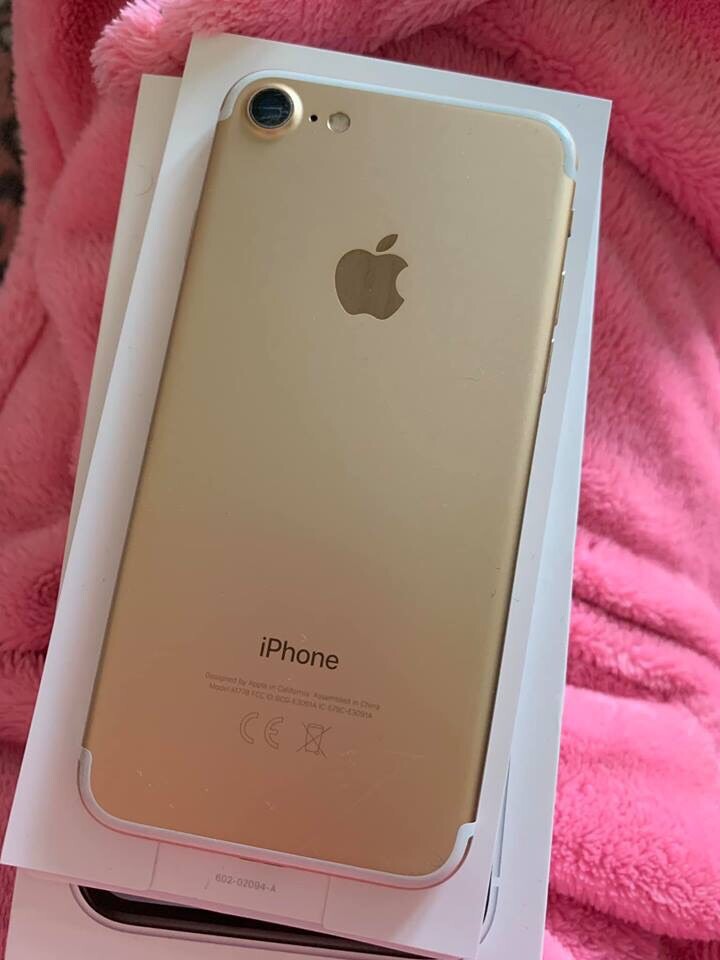 iPhone 7 Gold 32gb UNLOCKED in Eccles, Manchester Gumtree