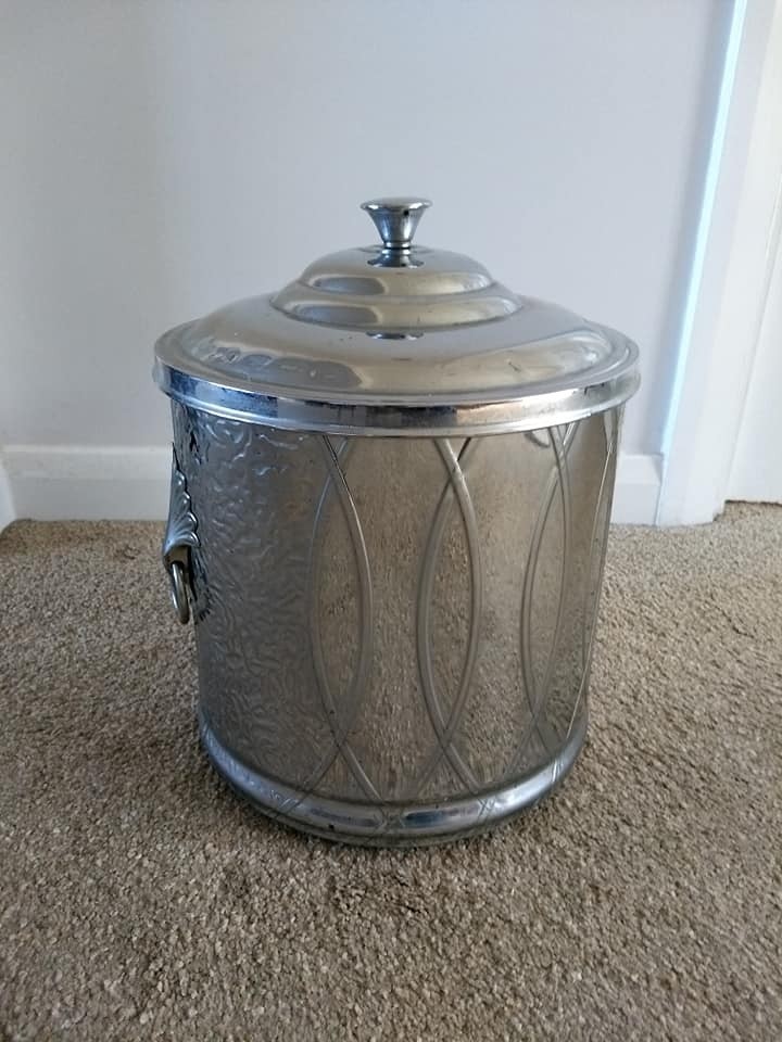 Vintage Decorative Metal Coal / Ash Bucket with Lid in Penicuik
