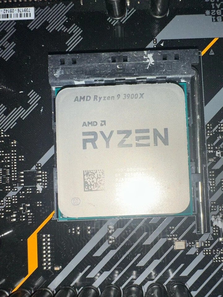 CPU AMD Ryzen 9 3900X CPU AMD Ryzen 9 3900x R9 3900X AM4 CPU Processor 3.8GHz 12C 24T