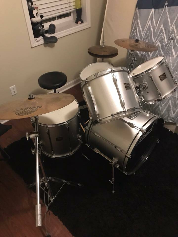 Pearl Export 5-Piece Drum Set with Hardware (Smokey Chrome) (Used)