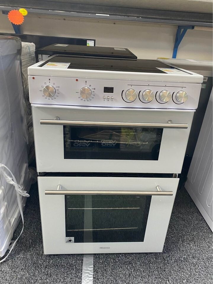 Hisense HDE3211BBUK 60cm Electric Cooker with Ceramic Hob White A+