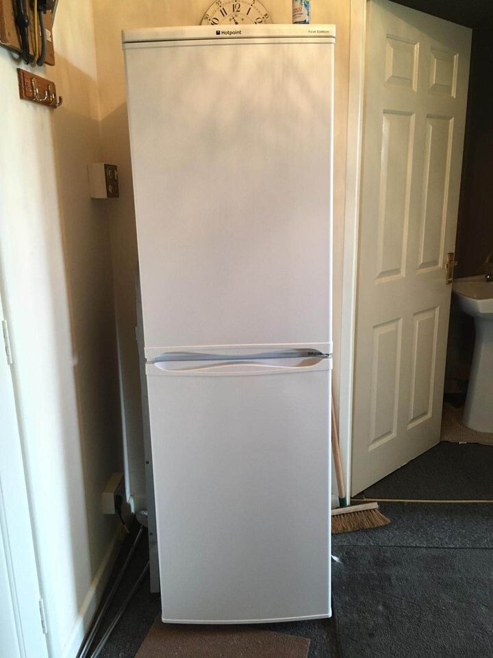 Hotpoint First Edition HBD5517W Tall Fridge Freezer White in Oxford