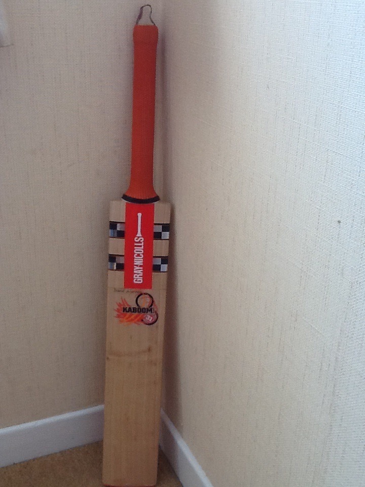 Short Handle GrayNicholls David WArner Kaboom 31 cricket bat in