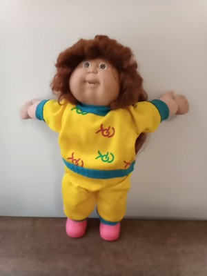 CABBAGE PATCH/COLECO Red CORN SILK HAIR, Brown EYES, 2 TEETH OK Desinger 1986