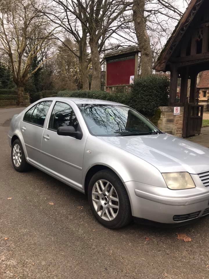 Golf passat желтый