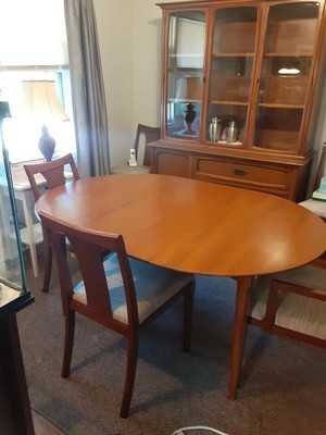 Vintage Mid Century Wood Dining Room Table Set With 6 Chairs In Original Gold Upholstery By Bassett Dining Sets Home Living Oleggiosportivaoleggio It