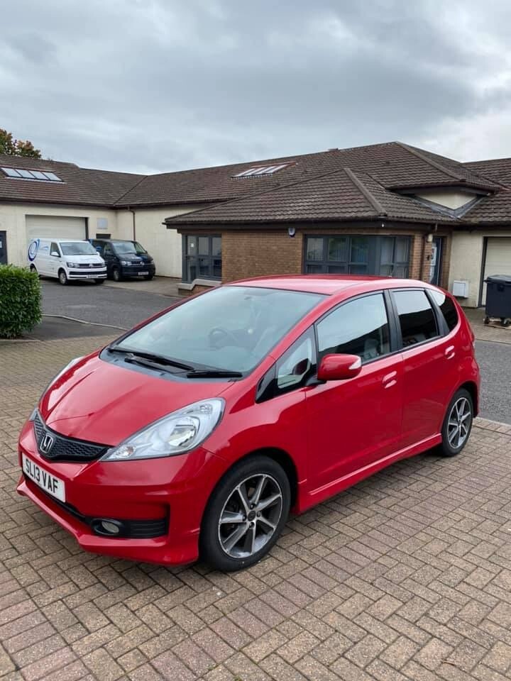 Honda, JAZZ, Hatchback, 2013, Manual, 1339 (cc), 5 doors in Alloa