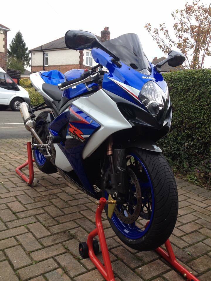 Сузуки gsxr k7