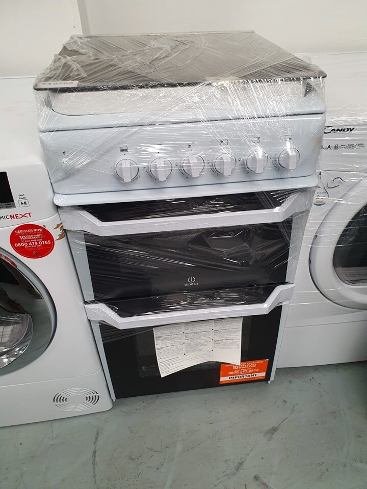 Indesit Gas Cooker *ExDisplay* (12 Month Warranty) (50cm) in Edge