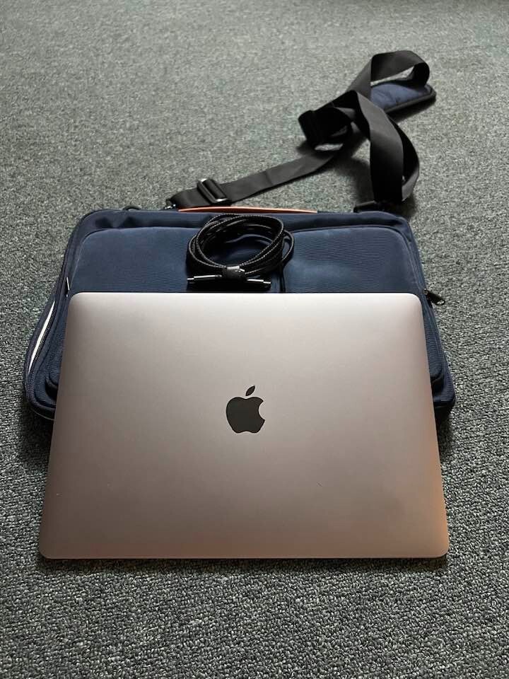Apple MacBookPro13 本体と付属品セット 61kWh6gD4kL._AC_SY200_QL15_.jpg