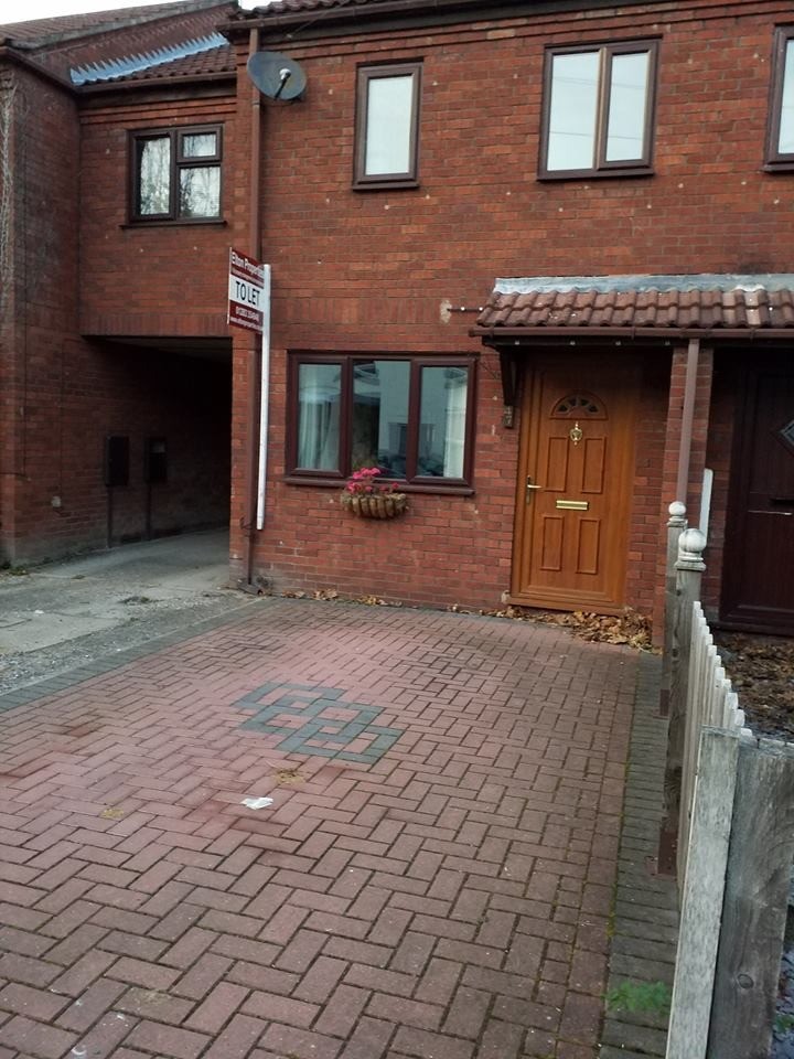 Property to rent Castle Gresley, Swadlincote in Woodville