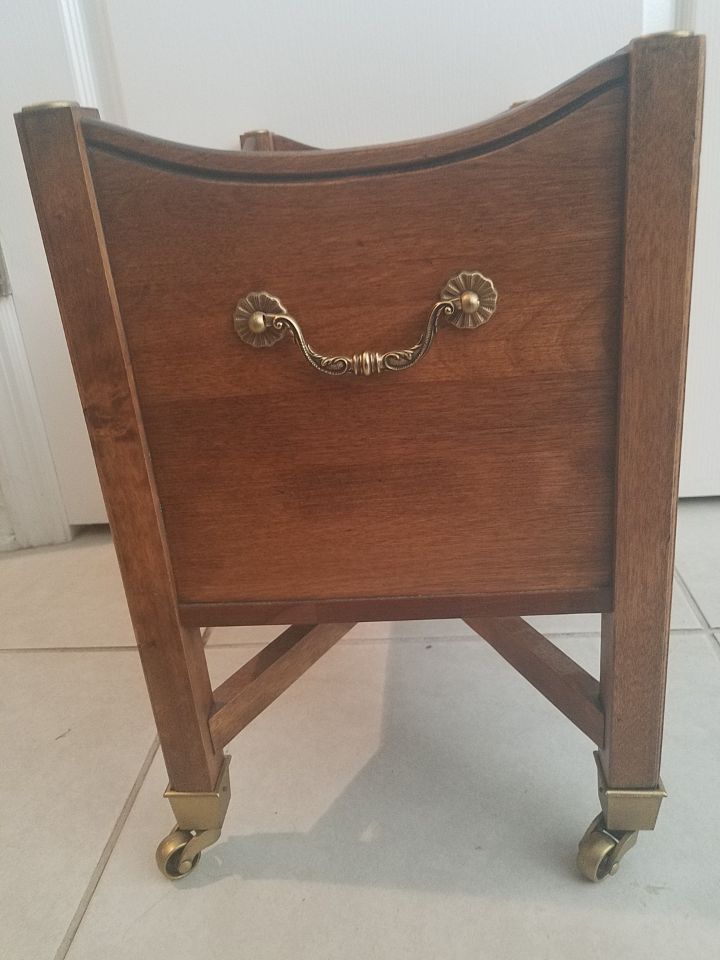 Vintage Ethan Allen Magazine Stand with Brass Wheels 18x11x17