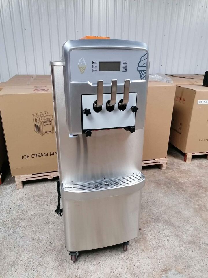 Ice Cream Machine Soft Serve Mr Whippy Commercial Cafe Dessert in Usk