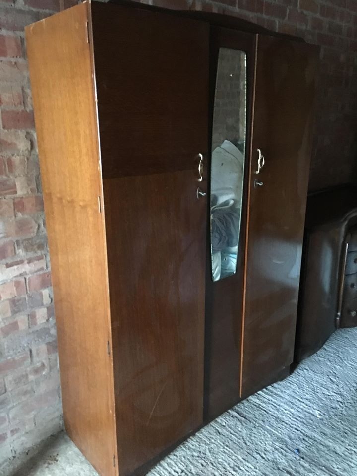 Vintage wardrobe perfect for upcycle in Dukinfield, Manchester Gumtree
