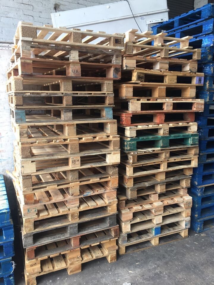 Pallets UK Standard size 1.2m x 1m in Gloucester, Gloucestershire