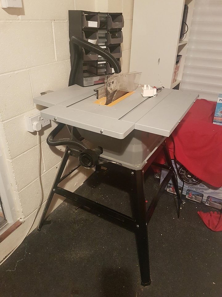 Table Saw Titan brand nearly new as only used once in Knottingley