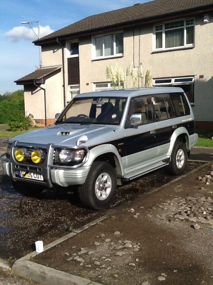 Mitsubishi pajero 7 местный