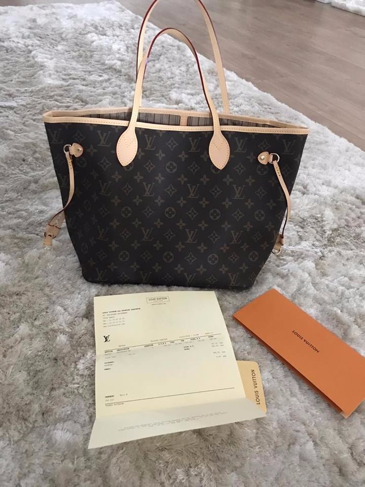 M40990 Louis Vuitton Medium Neverfull Monogram MM bag beige interior