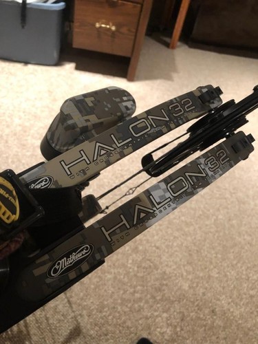 Mathews Halon 32 6 . 27.5 draw. 50-60 draw weight. Optifade Camo. BARE BOW ONLY.