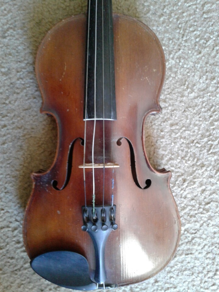 VINTAGE ANTIQUE NICE SOUNDING VERY OLD VIOLIN FULL SIZE