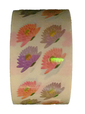 400 Water Lily Stickers in roll of 100 modules (2''x 2''), each sticker 1'' RMP5013