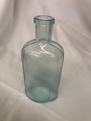 VTG LIGHT BLUE GLASS BOTTLE.