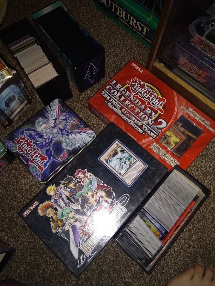 YuGiOh!, Pokemon, World of Warcraft, and Naruto trading cards 30000 in all