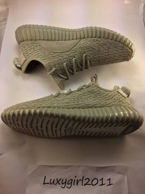 adidas Yeezy Boost 350 V2 Moss